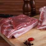 AROMA Babi Perut Kulit (Utuh)